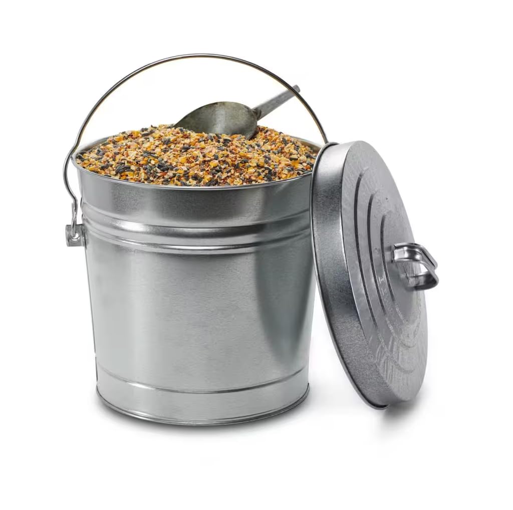 6 Gallon Galvanized Steel Round Trash Can with Locking Lid K535047