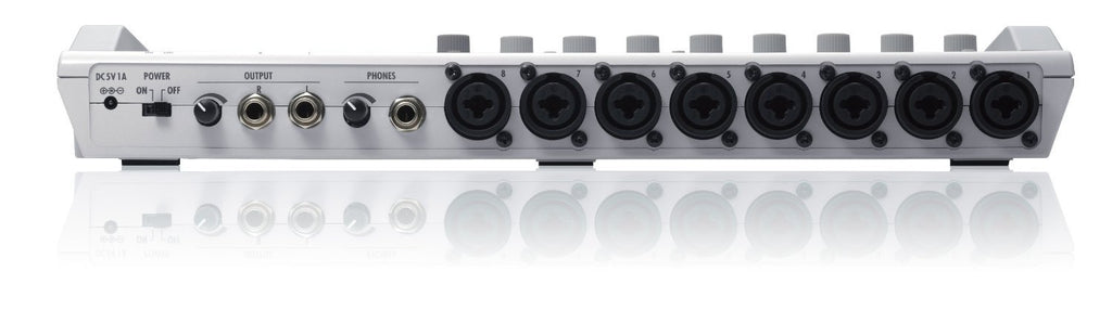 Multi-Track Tabletop Recorder with 8 XLR Combo Inputs J7003