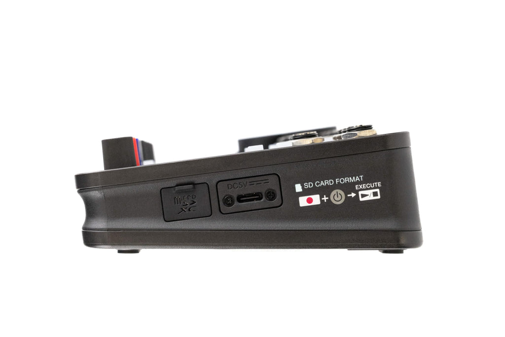 LiveTrak L6 Mixer/Recorder C6832