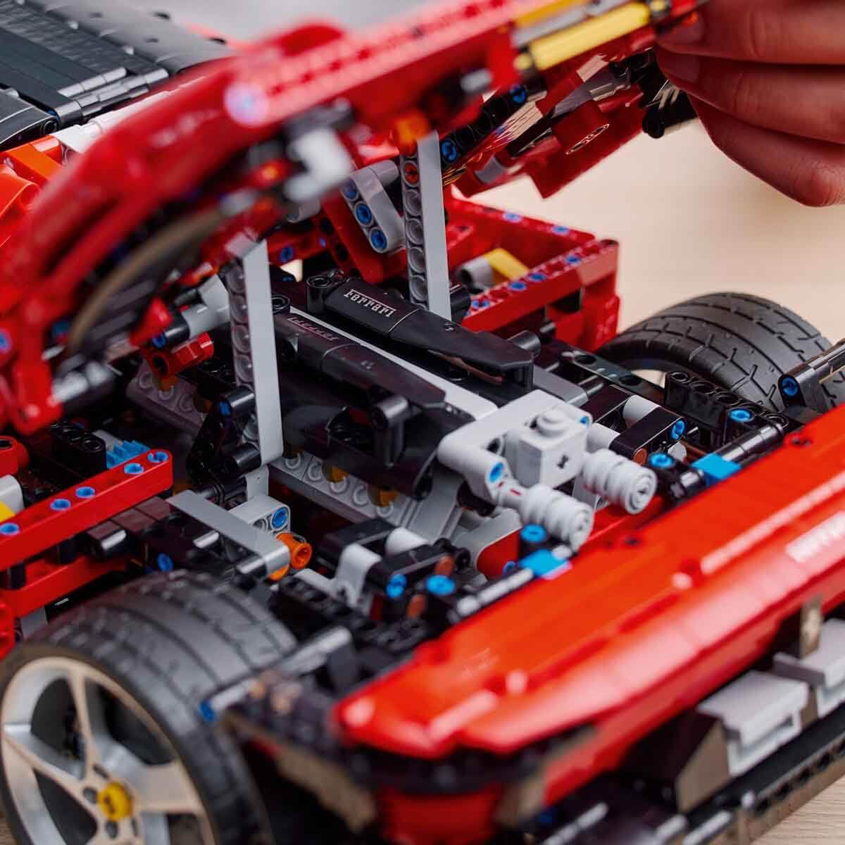 Technic Building Set (3,778 Pieces) O964327