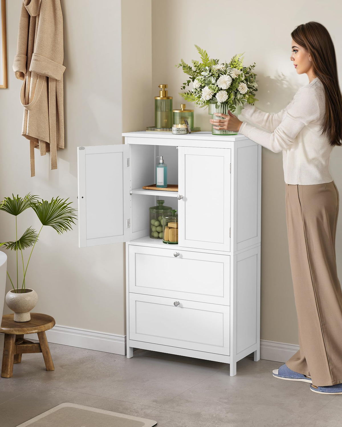 Cloud White Bathroom Floor Cabinet with 2 Doors, 2 Drawers G826