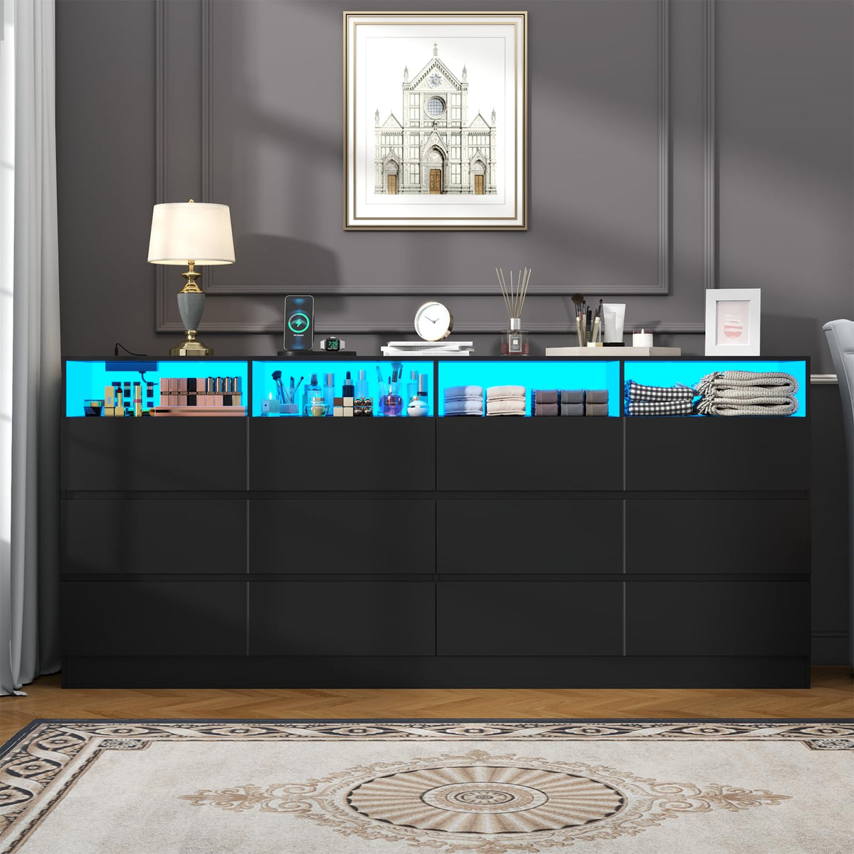 6 Drawer Dresser with Power Outlet and LED Lights Z528