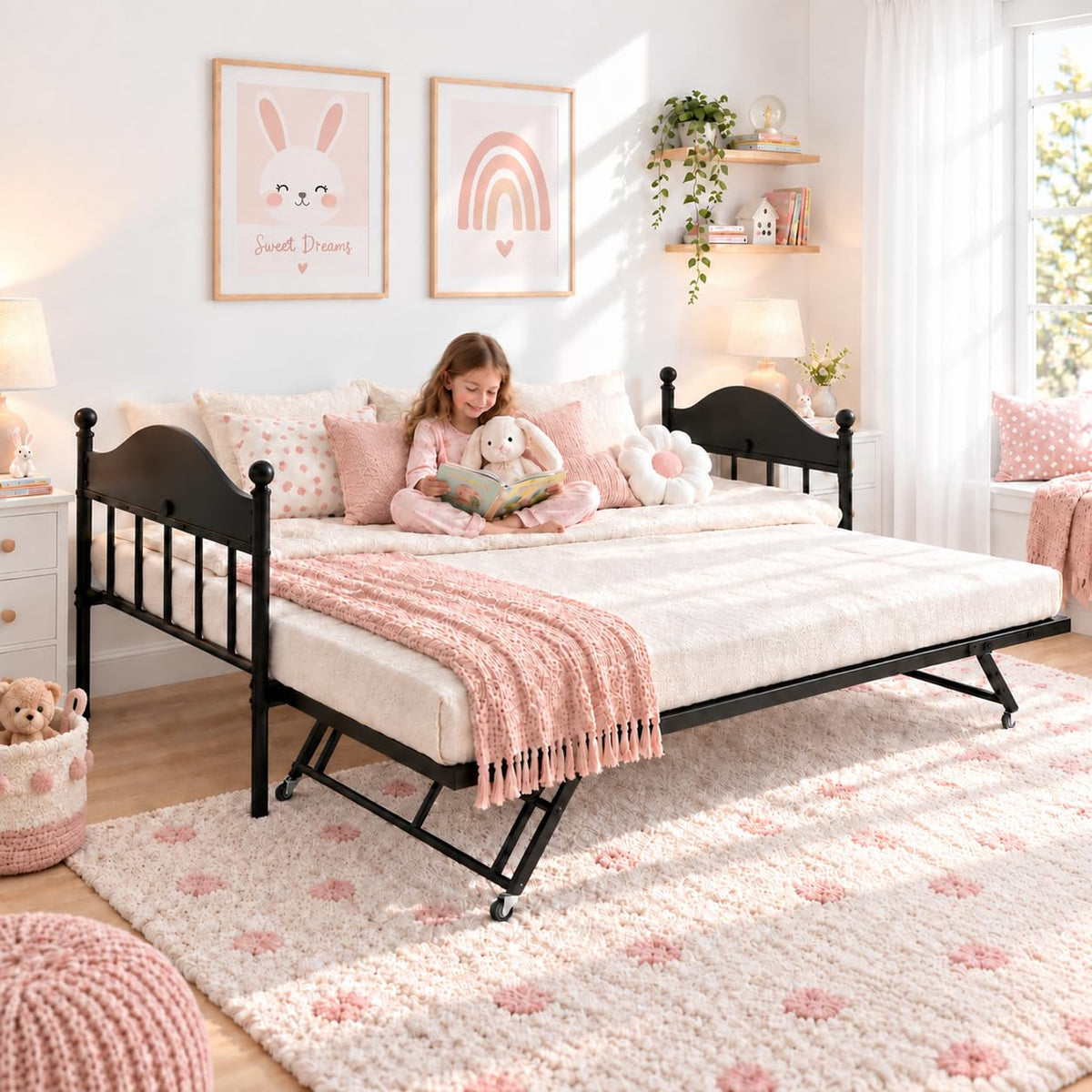 Black Daybed with Pop Up Trundle R5522