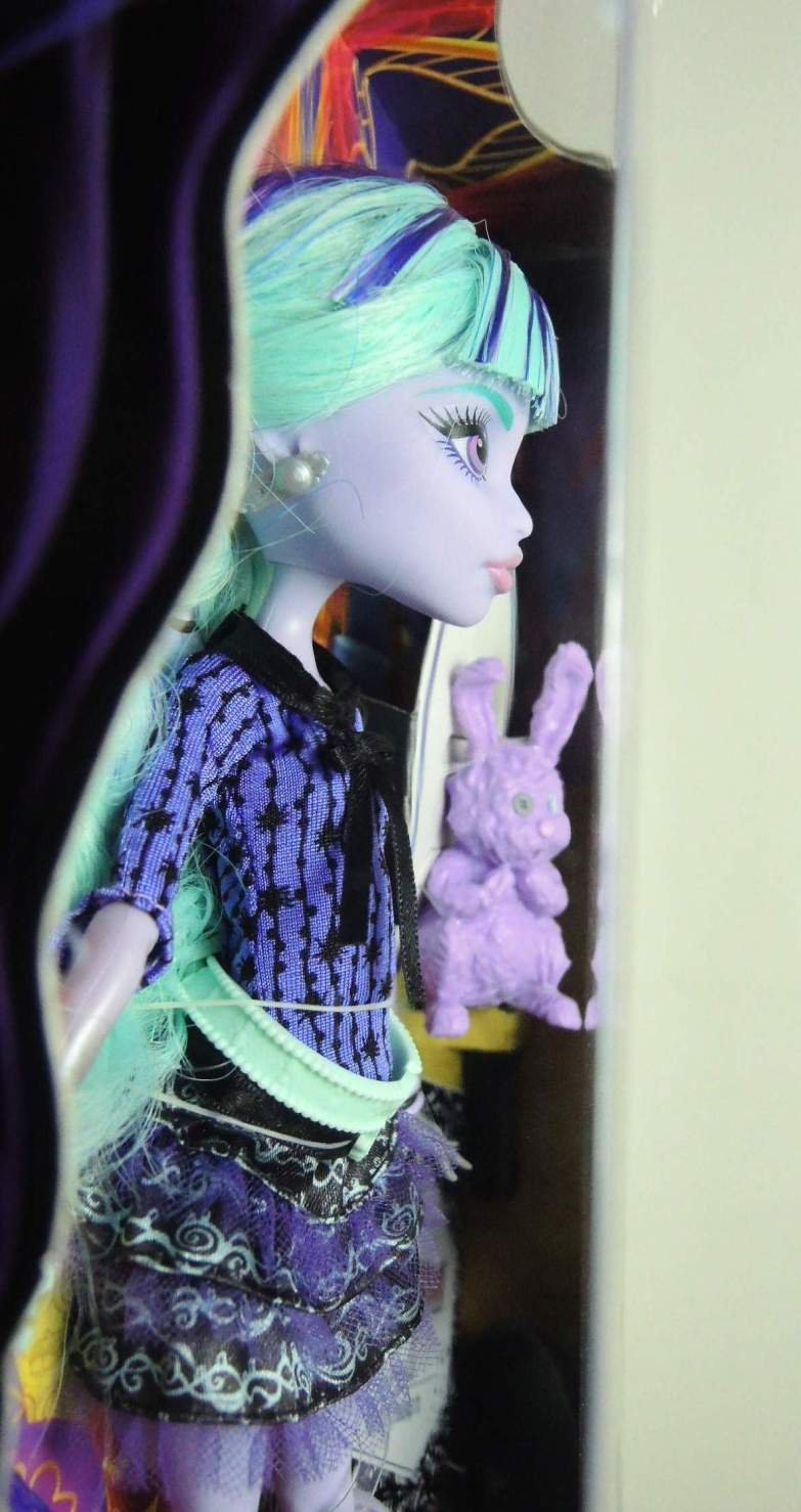 Doll I231626