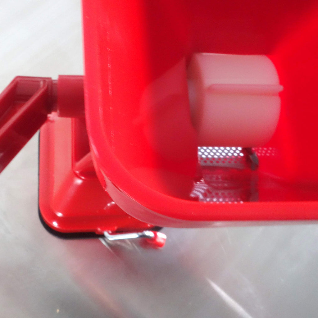 Manual Jumbo Tomato Strainer & Sauce Maker L539106