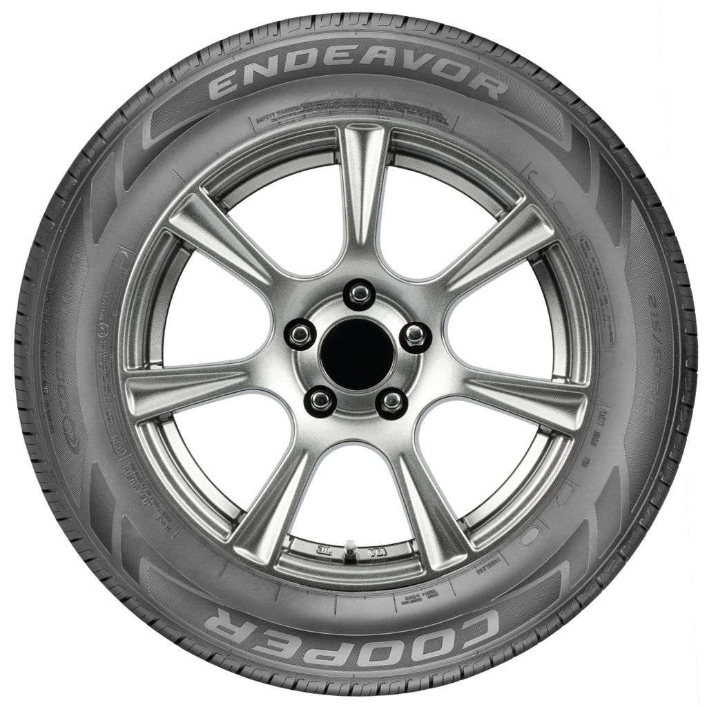 All-Season 215/60R16 95V Tire D9922
