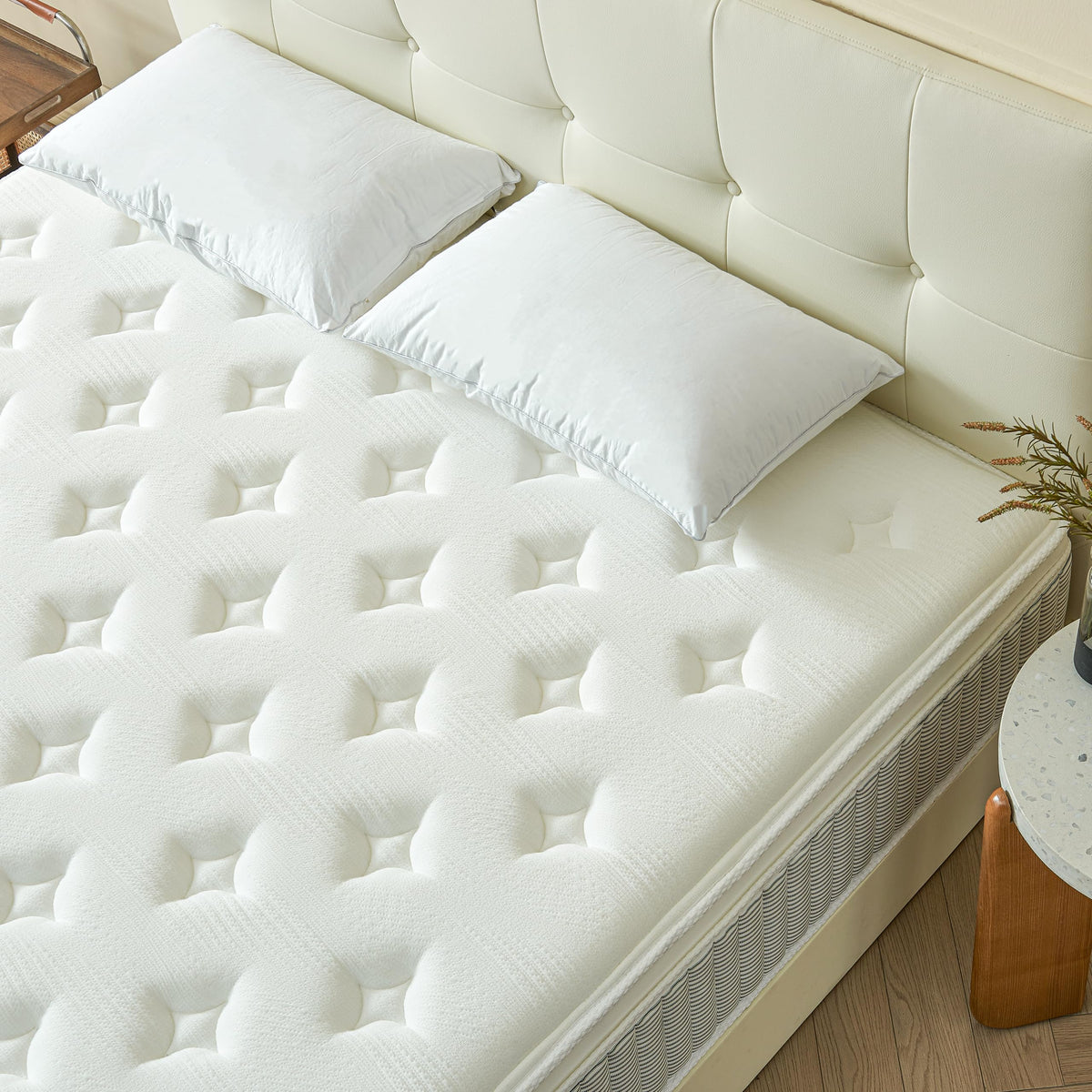 Full Size 10 inch Mattress W253